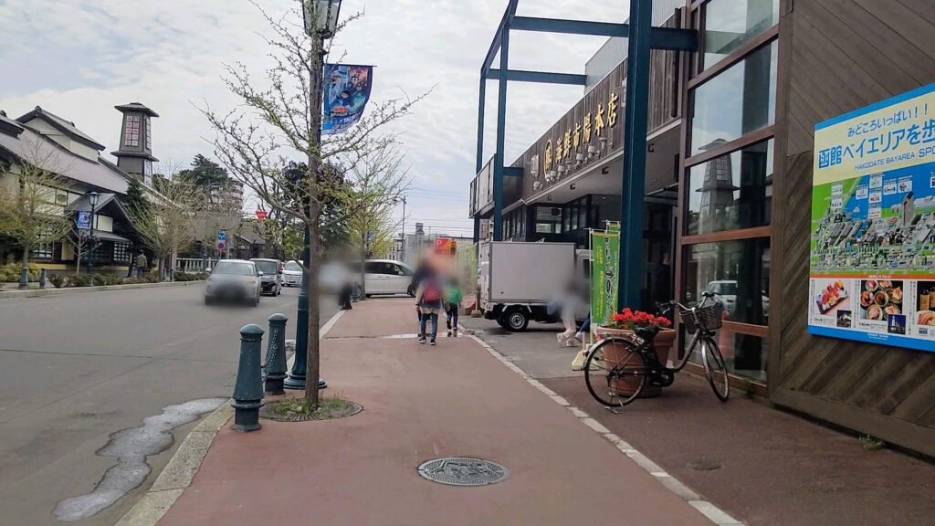 北海道 函館 ベイエリア 市場 海鮮 お土産 フードコート はこだて海鮮市場 いかいか亭バリアフリー 障害者 車椅子