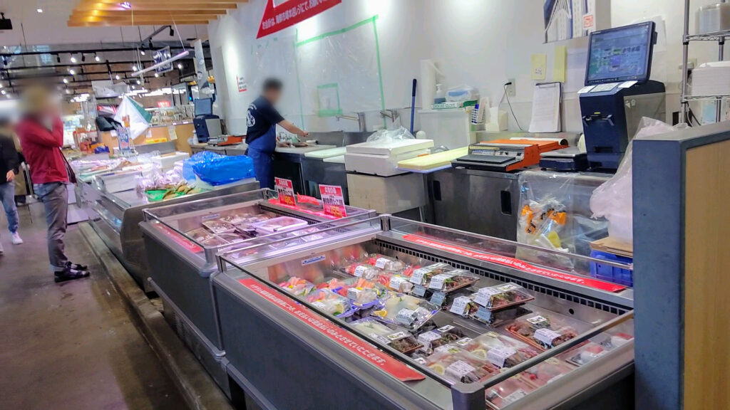 北海道 函館 ベイエリア 市場 海鮮 お土産 フードコート はこだて海鮮市場 いかいか亭バリアフリー 障害者 車椅子