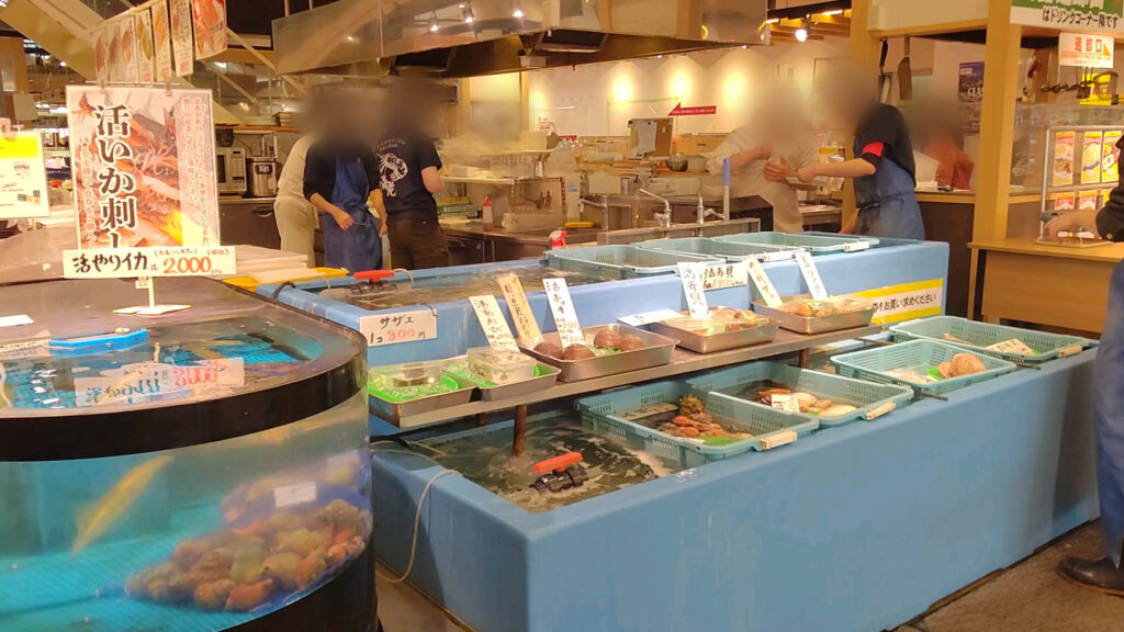 北海道 函館 ベイエリア 市場 海鮮 お土産 フードコート はこだて海鮮市場 いかいか亭バリアフリー 障害者 車椅子