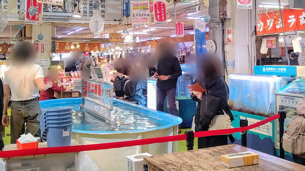 北海道 函館 市場 朝市 函館朝市ひろば 障害者 バリアフリー 車椅子