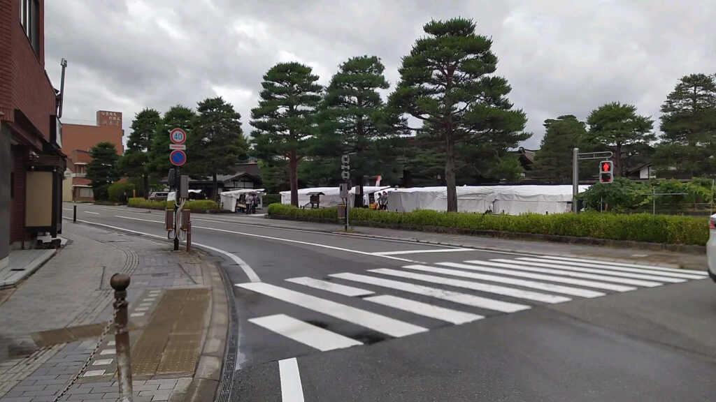 岐阜 飛騨 高山 朝市 陣屋朝市 宮川朝市 障害者 バリアフリー 車椅子