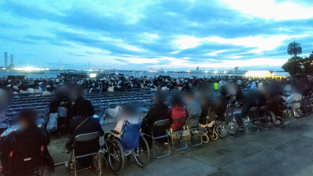 愛知 名古屋 ガーデン埠頭 花火 名港水上芸術花火 障害者 バリアフリー 車椅子