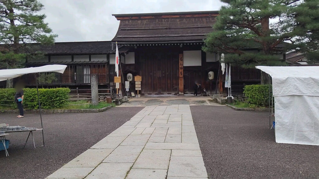 岐阜 飛騨 高山 朝市 陣屋朝市 宮川朝市 障害者 バリアフリー 車椅子