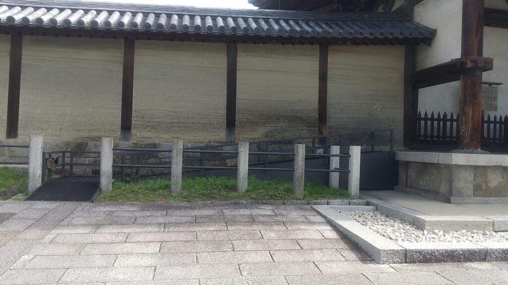 奈良 斑鳩 奈良市 寺院 法隆寺 薬師寺 唐招提寺 世界遺産 障害者 バリアフリー 車椅子