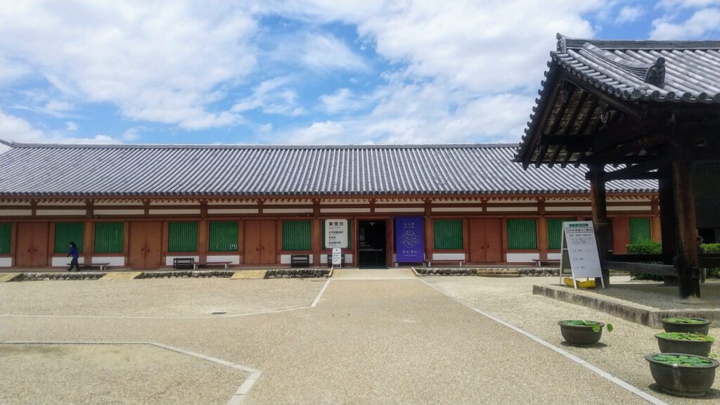 奈良 斑鳩 奈良市 寺院 法隆寺 薬師寺 唐招提寺 世界遺産 障害者 バリアフリー 車椅子