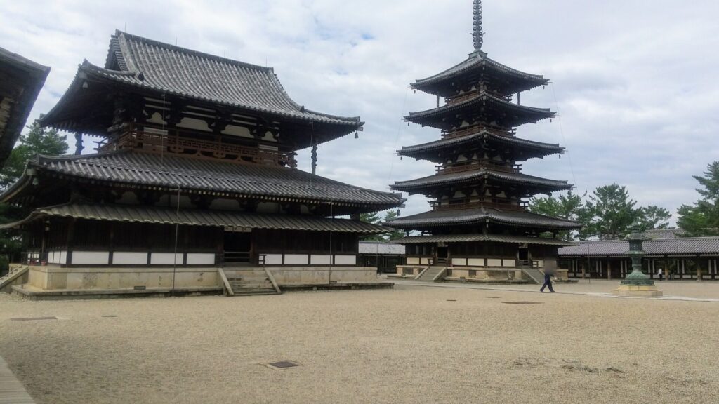 奈良 斑鳩 奈良市 寺院 法隆寺 薬師寺 唐招提寺 世界遺産 障害者 バリアフリー 車椅子