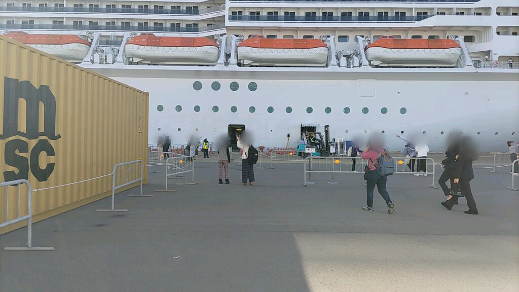 クルーズ 客船 MSC ベリッシマ 沖縄 台湾 障害者 バリアフリー 車椅子